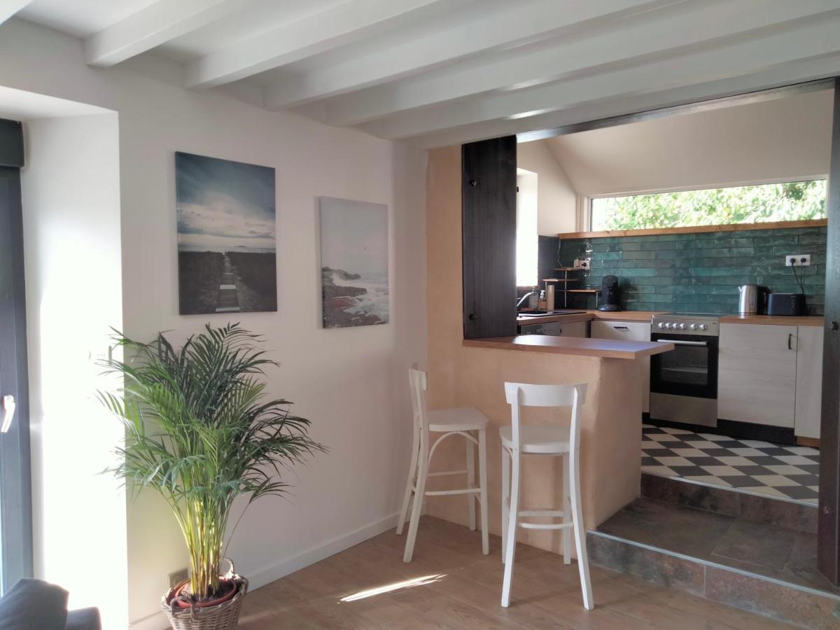 Gite 3 Chambres En Bord De Rance La Ville-es-Nonais Exterior photo